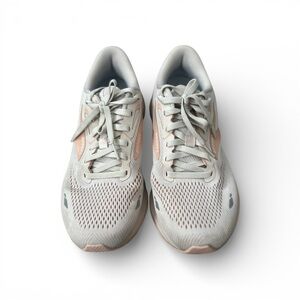 Brooks Adrenaline GTS23 Running Shoes Peachish Size 10
